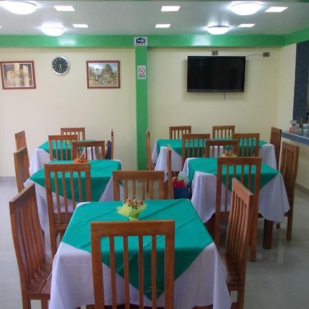 Hotel Esmeralda Валенар Екстериор снимка
