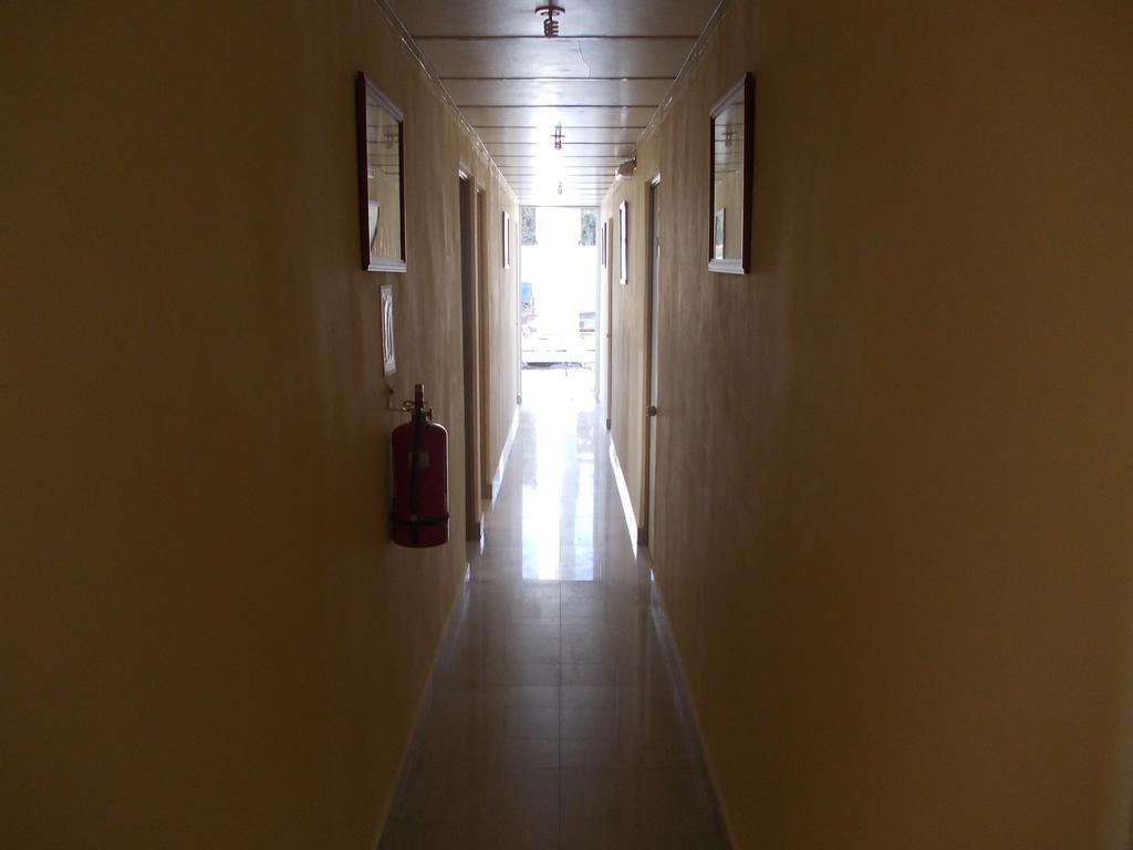 Hotel Esmeralda Валенар Екстериор снимка